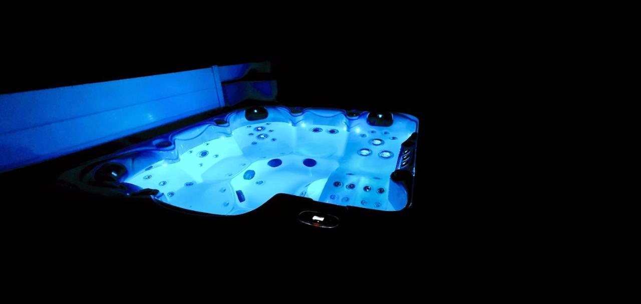 Villa H2O - Jacuzzi & Piscine Chauffee Le Barcarès Eksteriør billede